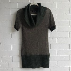 213 Lightweight Wool Sweater